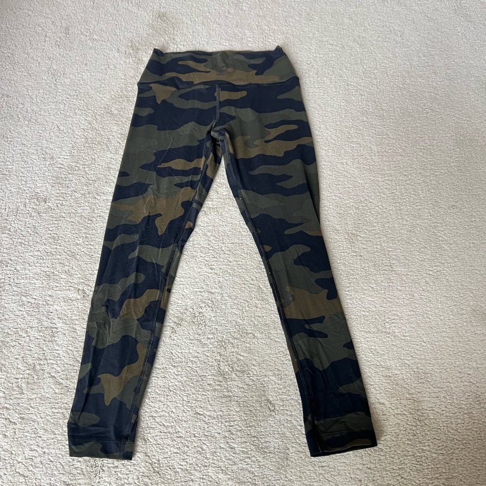 PINK Camo Leggings